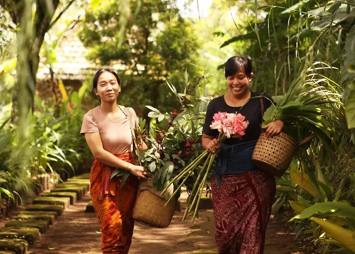 Sang Natha Lodge Tjatur